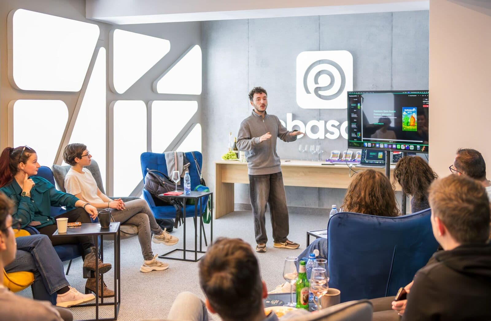 Supabase Meetup LW14 at Ambasada: AI, Applications and Community