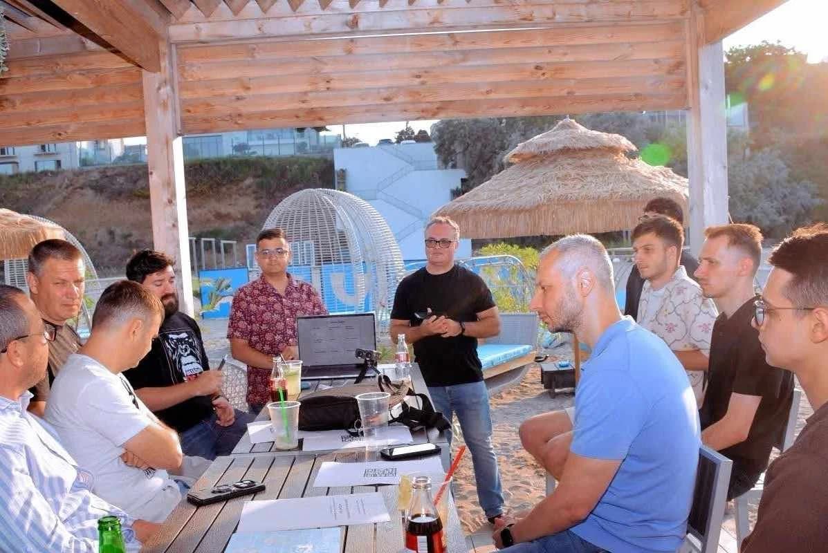 Supabase Meetup LW16 - Meetup at ZAZ Beach